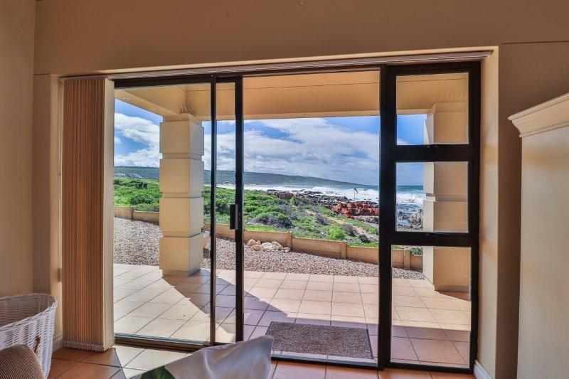 4 Bedroom Property for Sale in Jongensfontein Western Cape